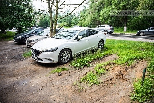 Парковки, газоны, стоянки, ново-спортивная.